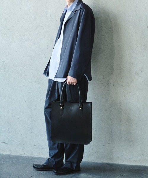 GLENROYAL(グレンロイヤル)の「【グレンロイヤル/GLENROYAL】2HANDLE ZIP TOP TOTE BAG/2ハンドルジップトップトートバッグ(トートバッグ・メンズ・ライトブラウン/ダークブルー/ブラック/ダークブラウン・00)」の7枚目の写真