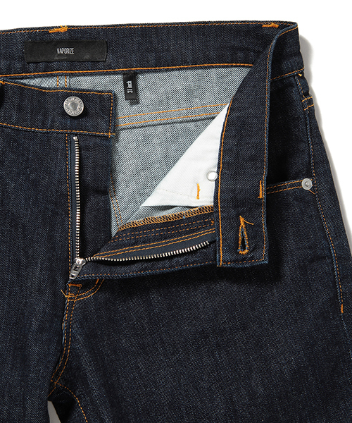 BEAMS（ビームス）の「VAPORIZE / スキニージーンズ（デニムパンツ・メンズ・ブラック/インディゴブルー・SMALL/X-LARGE/X-SMALL/MEDIUM/LARGE）」の8枚目の写真
