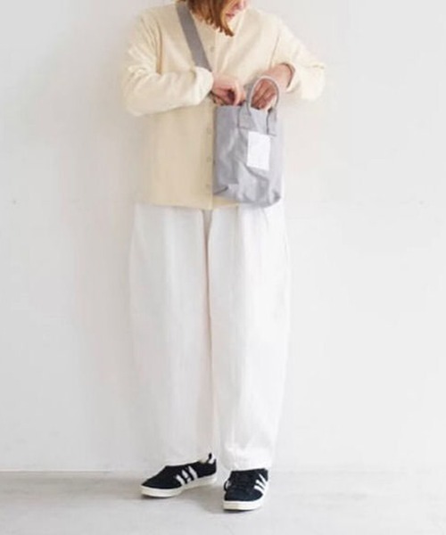 Hawk Company（ホークカンパニー）の「【Hawk Company】ロイヤルキャンバスビーントート/ペットボトルポケット/4071/4071-1/4067（トートバッグ・レディース・ベージュ/ブラック/オフホワイト/グレー/グレー系その他2/ブラック系その他2/ホワイト系その他2/イエロー/ブラウン/ブラック系その他3/グレー系その他3/ベージュ系2・FREE）」の21枚目の写真