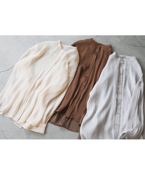 select MOCA(セレクトモカ)の「2020 A/W サテンポプリンシアーシャツ/スタンドカラーサイドスリットシアーブラウス(シャツ/ブラウス・レディース・ライトグレー/ブラウン/アイボリー・FREE)」の17枚目の写真