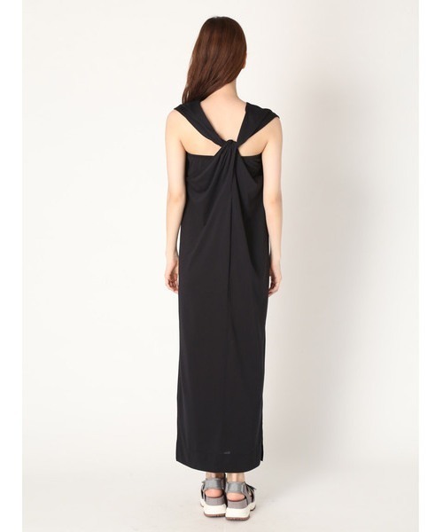 emmi yoga ECOノースリワンピ 速乾吸水性 UVカット emmi（エミ）の「【emmi yoga】ECOノースリワンピ（ワンピース