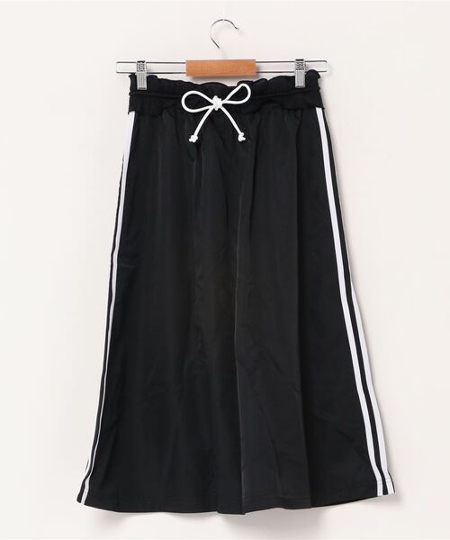 adidas（アディダス）の「ラッフルスカート [RUFFLE SKIRT
