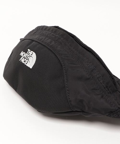 THE NORTH FACE（ザノースフェイス）の「THE NORTH FACE ウエストバッグ Granule NM71905（ボディバッグ/ウエストポーチ・メンズ・ブラック・FREE）」の2枚目の写真
