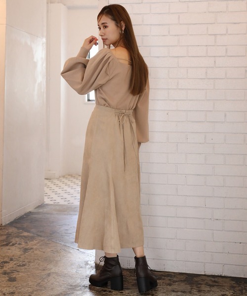 one after another NICE CLAUP（ワンアフターアナザーナイスクラップ）の「バックリボンスウェードスカート（スカート・レディース・ベージュ/ピンク/ライトベージュ・FREE）」の11枚目の写真