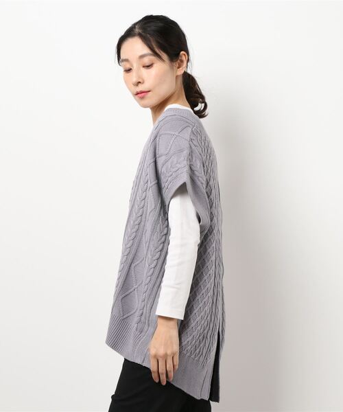 rps（アールピーエス）の「ケーブルＢＡＣＫスリットニットベスト（ベスト・レディース・ベージュ/ミント/ラベンダー/杢グレー・M）」の5枚目の写真