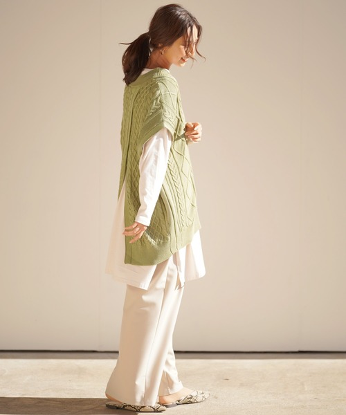 rps（アールピーエス）の「ケーブルＢＡＣＫスリットニットベスト（ベスト・レディース・ベージュ/ミント/ラベンダー/杢グレー・M）」の14枚目の写真