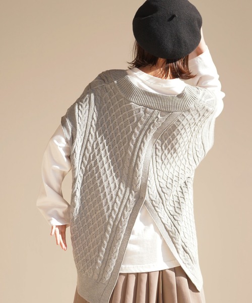 rps（アールピーエス）の「ケーブルＢＡＣＫスリットニットベスト（ベスト・レディース・ベージュ/ミント/ラベンダー/杢グレー・M）」の17枚目の写真