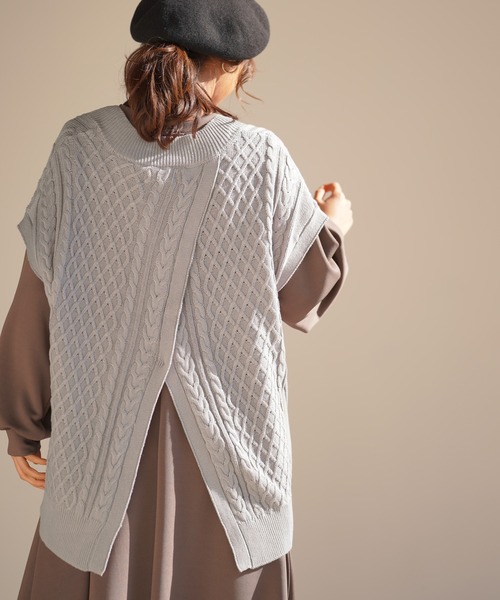 rps（アールピーエス）の「ケーブルＢＡＣＫスリットニットベスト（ベスト・レディース・ベージュ/ミント/ラベンダー/杢グレー・M）」の20枚目の写真