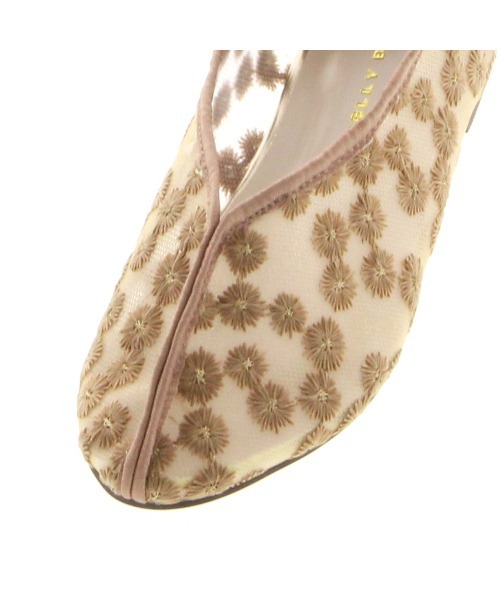 JELLY BEANS（ジェリービーンズ）の「【MORE3月号掲載】フラワー刺繍チャイナシューズ(214-30148)JELLY BEANS(ジェリービーンズ)（パンプス・レディース・ホワイト/キャメル・S/M/L）」の12枚目の写真