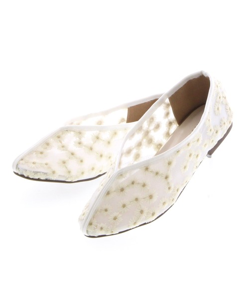 JELLY BEANS（ジェリービーンズ）の「【MORE3月号掲載】フラワー刺繍チャイナシューズ(214-30148)JELLY BEANS(ジェリービーンズ)（パンプス・レディース・ホワイト/キャメル・S/M/L）」の8枚目の写真