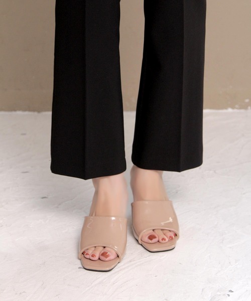 SOROTTO（ソロット）の「スクエアトゥ/ミュールサンダル 8cmヒール（サンダル・レディース・ブラック/ベージュ/ピンク/アイボリー/ブラック系その他・LL/SS/S/M/L）」の7枚目の写真