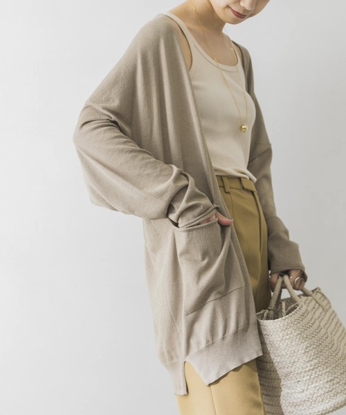 URBAN RESEARCH（アーバンリサーチ）の「UV加工ミディ丈カーディガン（カーディガン/ボレロ・レディース・チャコールグレー/ライトグレー/カーキ・FREE）」の9枚目の写真