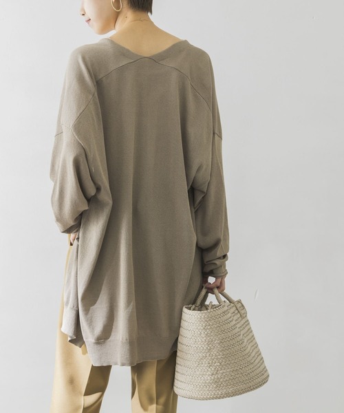 URBAN RESEARCH（アーバンリサーチ）の「UV加工ミディ丈カーディガン（カーディガン/ボレロ・レディース・チャコールグレー/ライトグレー/カーキ・FREE）」の5枚目の写真