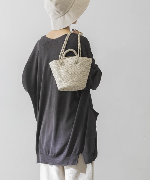 URBAN RESEARCH（アーバンリサーチ）の「UV加工ミディ丈カーディガン（カーディガン/ボレロ・レディース・チャコールグレー/ライトグレー/カーキ・FREE）」の19枚目の写真