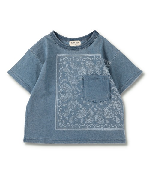 RADCHAP(ラッドチャップ)の「【ペア】インディゴ天竺バンダナプリントTシャツ(Tシャツ/カットソー・キッズ・レッド/サックスブルー/チャコールグレー・110cm/120cm/90cm/130cm/150cm/100cm/140cm)」の2枚目の写真