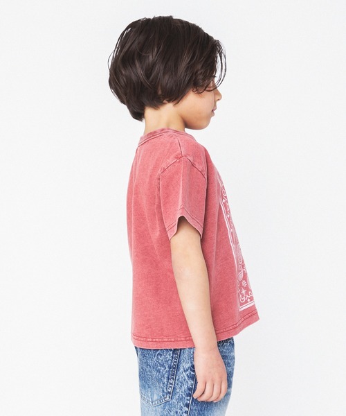 RADCHAP(ラッドチャップ)の「【ペア】インディゴ天竺バンダナプリントTシャツ(Tシャツ/カットソー・キッズ・レッド/サックスブルー/チャコールグレー・110cm/120cm/90cm/130cm/150cm/100cm/140cm)」の17枚目の写真