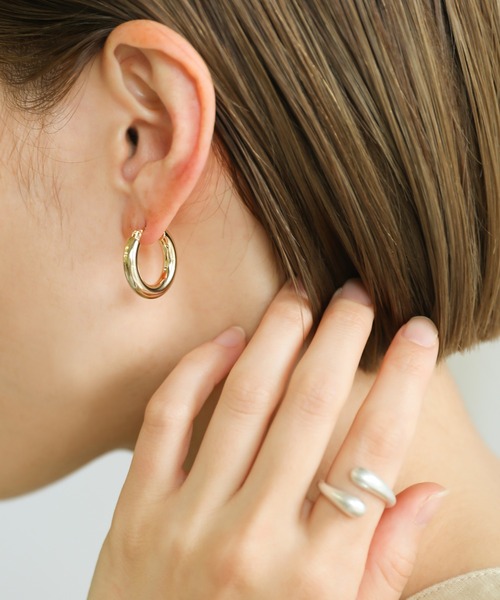 select MOCA（セレクトモカ）の「シンプルフープピアス（ピアス（両耳用）・レディース・シルバー/ゴールド・FREE）」の10枚目の写真