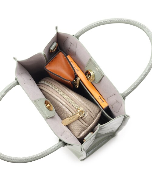 OPAQUE.CLIP（オペークドットクリップ）の「◆エナメルミニショルダーバッグ【エコバッグ付・2WAY】（ショルダーバッグ・レディース・パープル系1/グリーン系その他3/ライトグリーン系・00）」の6枚目の写真