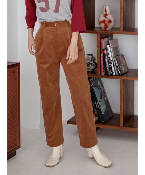 Ungrid（アングリッド）の「スクエアトゥヒールブーツ（ブーツ・レディース・ブラック/オフホワイト/ブラウン・S/L/M）」の14枚目の写真