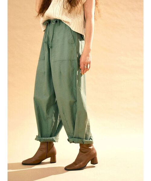 Ungrid（アングリッド）の「スクエアトゥヒールブーツ（ブーツ・レディース・ブラック/オフホワイト/ブラウン・S/L/M）」の17枚目の写真