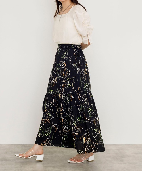 w closet(ダブルクローゼット)の「アシメ切替プリントロングスカート(スカート・レディース・グリーン/ブラック・FREE)」の6枚目の写真