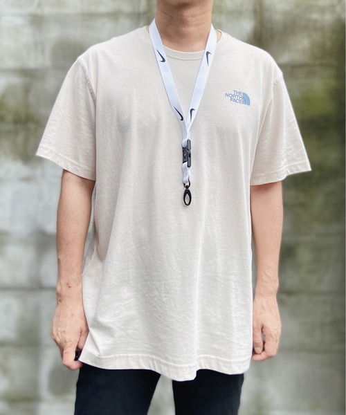 NIKE(ナイキ)の「NIKE ナイキ / プレミアムランヤード ストラップ(ネックレス・メンズ・ブルー/ホワイト/ブラック/レッド・FREE)」の19枚目の写真