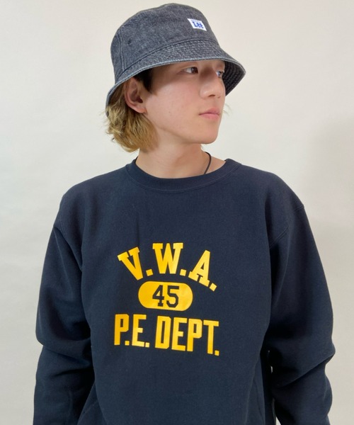 Champion（チャンピオン）の「CHAMPION/チャンピオン リバースウィーブ 古着風 カレッジプリント クルースウェット C3-U026（スウェット・メンズ・ブラック/ネイビー/グレー/イエロー・M/L/XL/XXL）」の15枚目の写真