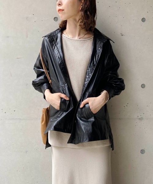 CAPRICIEUX LE'MAGE(カプリシューレマージュ)の「ソフトエコレザーシャツジャケット(ブルゾン・レディース・ブラック/ベージュ・FREE)」の21枚目の写真