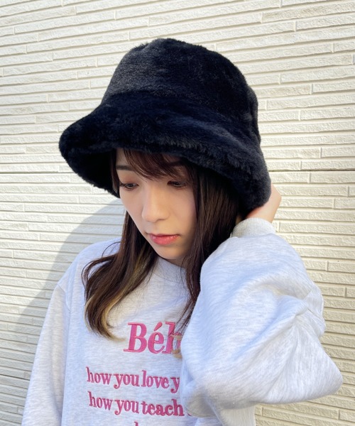 at12:03(アットイチニーゼロサン)の「ファーバケットハット(ハット・レディース・グレイッシュベージュ/アイボリー/ブラック/キャメル・FREE)」の7枚目の写真