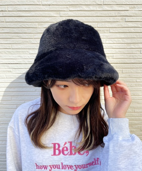 at12:03(アットイチニーゼロサン)の「ファーバケットハット(ハット・レディース・グレイッシュベージュ/アイボリー/ブラック/キャメル・FREE)」の6枚目の写真