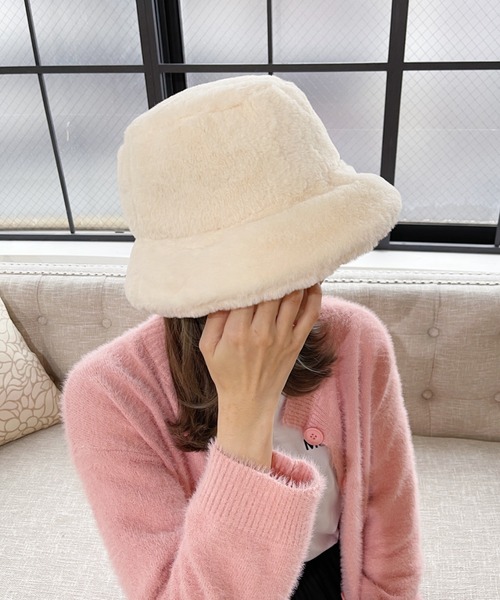 at12:03(アットイチニーゼロサン)の「ファーバケットハット(ハット・レディース・グレイッシュベージュ/アイボリー/ブラック/キャメル・FREE)」の18枚目の写真