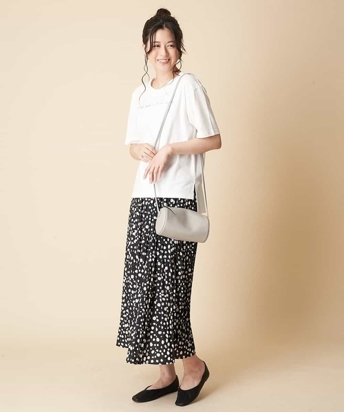 OFUON le MK（オフオンルエムケー）の「カウレザーシリンダーショルダー（ショルダーバッグ・レディース・グレー/ライトブルー・38）」の17枚目の写真