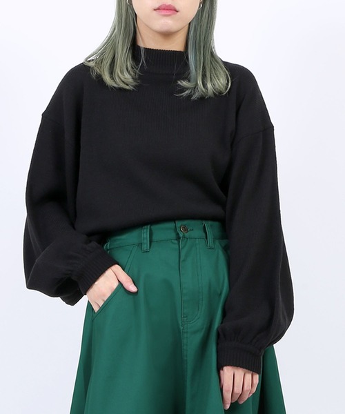 PUNYUS（プニュズ）の「バルーンスリーブニット（ニット/セーター・レディース・ブラック/パープル/ブラウン/オフホワイト/ピンク/グリーン・1/2/4/3）」の2枚目の写真