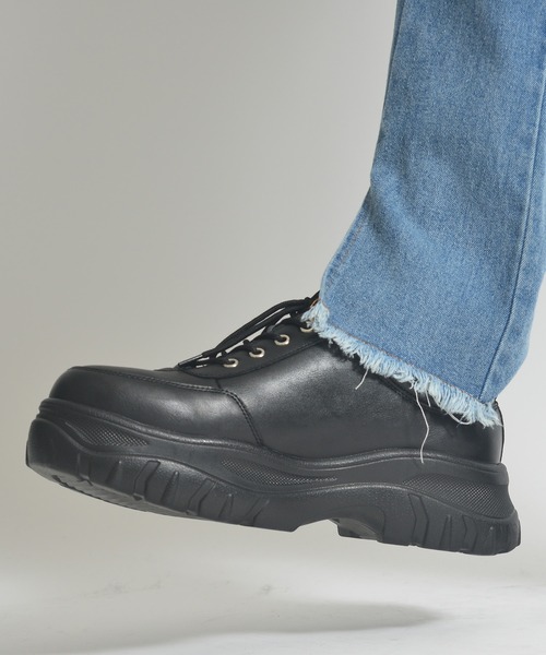 SPINNS（スピンズ）の「フェイクレザー ハイソールダッドスニーカー（スニーカー・メンズ・ブラック・26cm/27cm）」の5枚目の写真