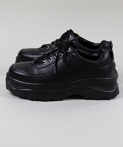 SPINNS（スピンズ）の「フェイクレザー ハイソールダッドスニーカー（スニーカー・メンズ・ブラック・26cm/27cm）」の11枚目の写真