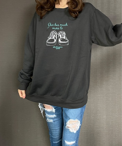 GGD（ジージーディー）の「あったか裏起毛プリントロゴトレーナー（スウェット・レディース・ブラック系1/ネイビー系/ブラック/レッド/グレー/グリーン系1/ネイビー/グレー系/ブラック系/グレー系1/ブラック系2/ブルー系/グリーン/グリーン系/ホワイト/ブルー/ブラック系3/レッド系/ブルー系1/ブルー系2/グレー系3/ブラック系4/グレー系2/グリーン系2/ブルー系5/レッド系1/レッド系2/ブルー系3/ブルー系4/グリーン系3/ブラック系5/ブラック系6/ブラック系7/グレー系4/グレー系5/グレー系6・L/LL/M）」の5枚目の写真