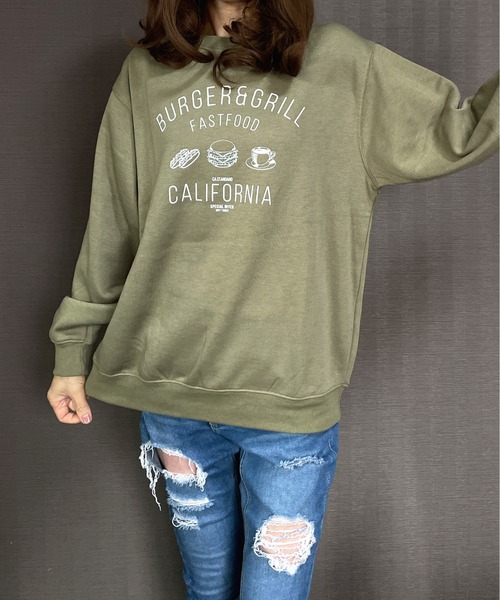 GGD（ジージーディー）の「あったか裏起毛プリントロゴトレーナー（スウェット・レディース・ブラック系1/ネイビー系/ブラック/レッド/グレー/グリーン系1/ネイビー/グレー系/ブラック系/グレー系1/ブラック系2/ブルー系/グリーン/グリーン系/ホワイト/ブルー/ブラック系3/レッド系/ブルー系1/ブルー系2/グレー系3/ブラック系4/グレー系2/グリーン系2/ブルー系5/レッド系1/レッド系2/ブルー系3/ブルー系4/グリーン系3/ブラック系5/ブラック系6/ブラック系7/グレー系4/グレー系5/グレー系6・L/LL/M）」の19枚目の写真