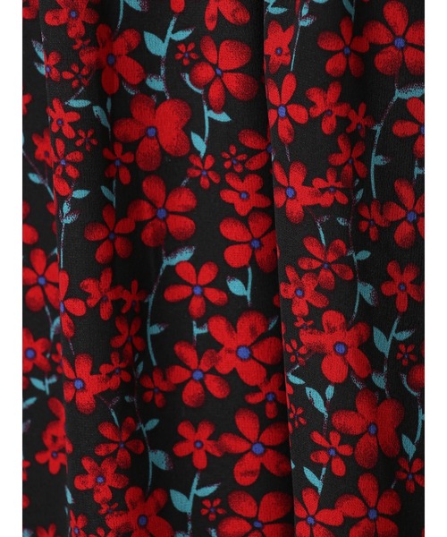 Editt by YECCA VECCA（エディットバイイェッカヴェッカ）の「ヴィンテージフラワー柄スカート＊（スカート・レディース・レッド/ブルー・FREE）」の3枚目の写真