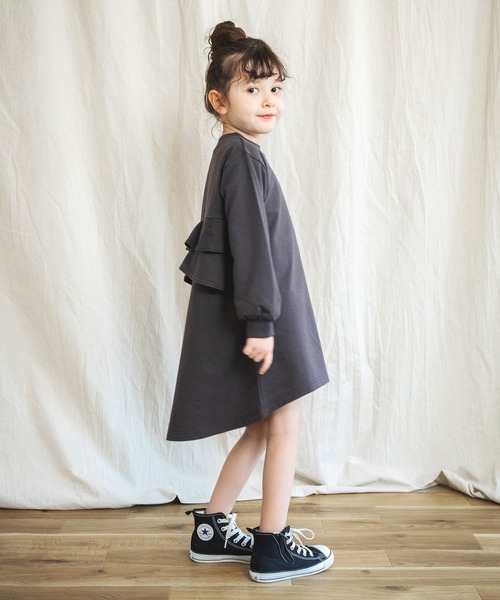 BRANSHES（ブランシェス）の「【WEB限定】バック2段フリル長袖ワンピース（ワンピース・キッズ・チャコールグレー/ピンク/ライトグリーン・120/140/130/150/110/100）」の11枚目の写真