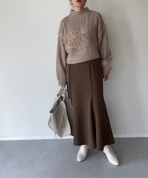 y/m by misato（イムバイミサト）の「編地切り替えショート丈ニットトップス（ニット/セーター・レディース・グレイッシュベージュ/ブラック・FREE）」の16枚目の写真