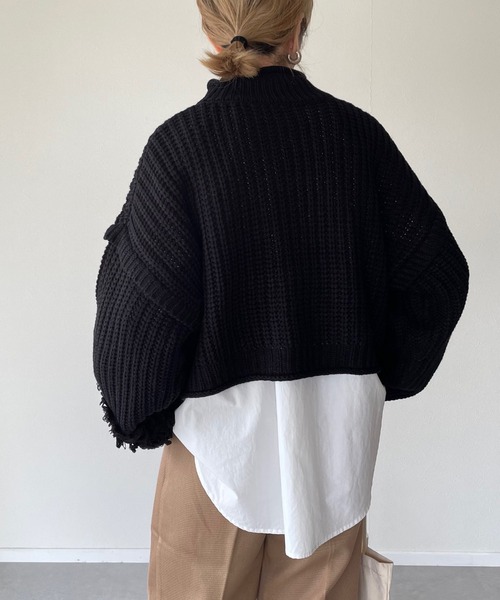 y/m by misato（イムバイミサト）の「編地切り替えショート丈ニットトップス（ニット/セーター・レディース・グレイッシュベージュ/ブラック・FREE）」の9枚目の写真