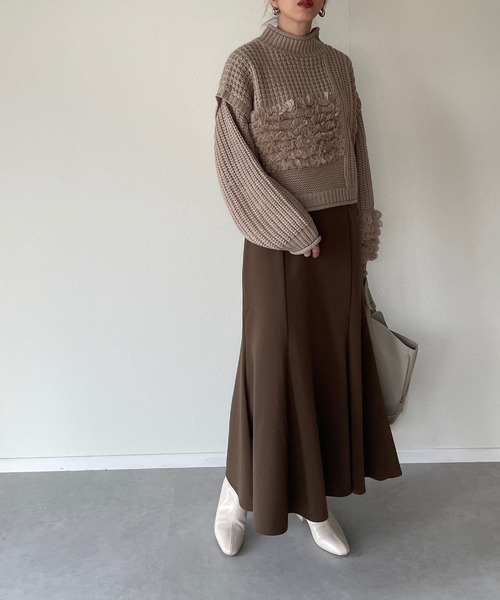 y/m by misato（イムバイミサト）の「編地切り替えショート丈ニットトップス（ニット/セーター・レディース・グレイッシュベージュ/ブラック・FREE）」の21枚目の写真