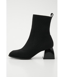 コーンフレアニットブーツ