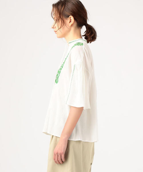 ☆SOULEIADO/EMBROIDERY ボリュームスリーブブラウス SOULEIADO（ソレイアード）の「EMBROIDERY ボリュームスリーブ