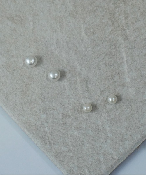 Port（ポート）の「シンプル/ニュアンス マグネット ピアス_（イヤリング・レディース・ホワイト/シルバー/シルバー系その他/ネイビー/シルバー系その他2/ゴールド系その他3/ゴールド系その他/シルバー系その他5/ブラック系その他/ゴールド系その他4/シルバー系その他3/グリーン/ブラック/レッド/シルバー系その他4/ゴールド系その他2/ブラウン/ゴールド/ホワイト系その他/ホワイト系その他2/ホワイト系その他3/その他5/ホワイト系その他5/ブラック系その他2/ブルー/クリア/ホワイト系その他4/ゴールド系その他5/ゴールド系その他7/シルバー系その他6/その他1/その他2/その他3/シルバー系その他7/ゴールド系その他6/その他7/その他6/その他9/その他10/その他12/その他13/その他8/その他16/その他17/その他11/その他14/その他15/その他19・FREE）」の3枚目の写真