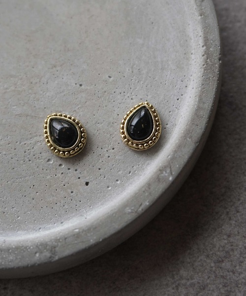 Port（ポート）の「シンプル/ニュアンス マグネット ピアス_（イヤリング・レディース・ホワイト/シルバー/シルバー系その他/ネイビー/シルバー系その他2/ゴールド系その他3/ゴールド系その他/シルバー系その他5/ブラック系その他/ゴールド系その他4/シルバー系その他3/グリーン/ブラック/レッド/シルバー系その他4/ゴールド系その他2/ブラウン/ゴールド/ホワイト系その他/ホワイト系その他2/ホワイト系その他3/その他5/ホワイト系その他5/ブラック系その他2/ブルー/クリア/ホワイト系その他4/ゴールド系その他5/ゴールド系その他7/シルバー系その他6/その他1/その他2/その他3/シルバー系その他7/ゴールド系その他6/その他7/その他6/その他9/その他10/その他12/その他13/その他8/その他16/その他17/その他11/その他14/その他15/その他19・FREE）」の8枚目の写真