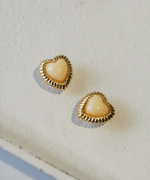 Port（ポート）の「シンプル/ニュアンス マグネット ピアス_（イヤリング・レディース・ホワイト/シルバー/シルバー系その他/ネイビー/シルバー系その他2/ゴールド系その他3/ゴールド系その他/シルバー系その他5/ブラック系その他/ゴールド系その他4/シルバー系その他3/グリーン/ブラック/レッド/シルバー系その他4/ゴールド系その他2/ブラウン/ゴールド/ホワイト系その他/ホワイト系その他2/ホワイト系その他3/その他5/ホワイト系その他5/ブラック系その他2/ブルー/クリア/ホワイト系その他4/ゴールド系その他5/ゴールド系その他7/シルバー系その他6/その他1/その他2/その他3/シルバー系その他7/ゴールド系その他6/その他7/その他6/その他9/その他10/その他12/その他13/その他8/その他16/その他17/その他11/その他14/その他15/その他19・FREE）」の6枚目の写真