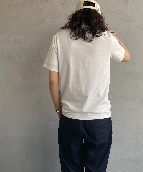 FRED PERRY（フレッドペリー）の「[FRED PERRY/フレッドペリー] ワンポイント刺繍 ロゴTシャツ（Tシャツ/カットソー・レディース・ホワイト/ブラック・S/M/L/XS）」の18枚目の写真