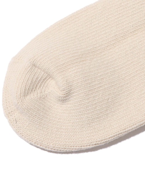 atmos pink（アトモスピンク）の「atmos pink ベーシックカラールーズソックス（ソックス/靴下・レディース・ナチュラル/チャコール・FREE）」の5枚目の写真