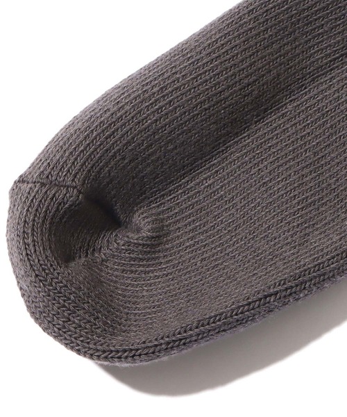 atmos pink（アトモスピンク）の「atmos pink ベーシックカラールーズソックス（ソックス/靴下・レディース・ナチュラル/チャコール・FREE）」の3枚目の写真